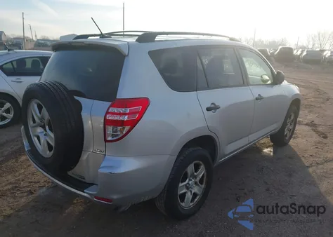 2010 Toyota Rav4 z USA, uszkodzony, nr VIN JTMBF4DVXAD026944